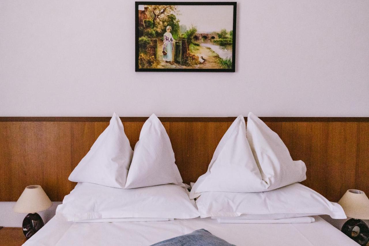 Hotel Condor Mamaia Kültér fotó